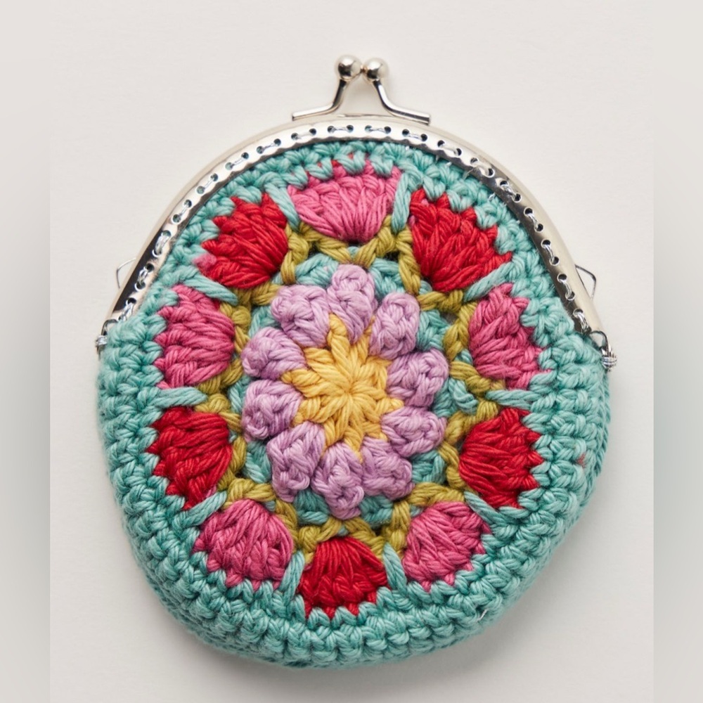 NWT Free People French Knot Crochet Clasp Wallet